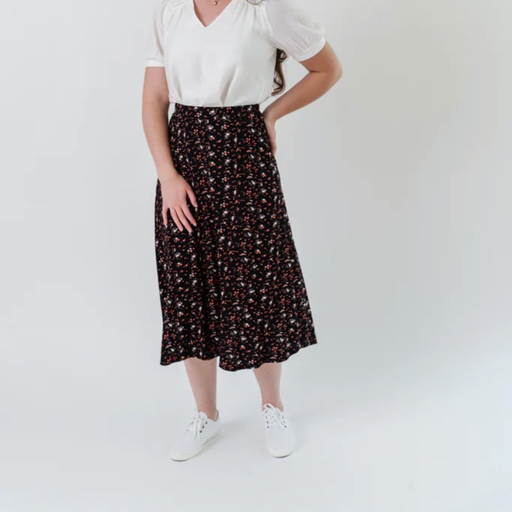 The Main Street Exchange ‘Vera’ Floral Midi Skirt NWOT